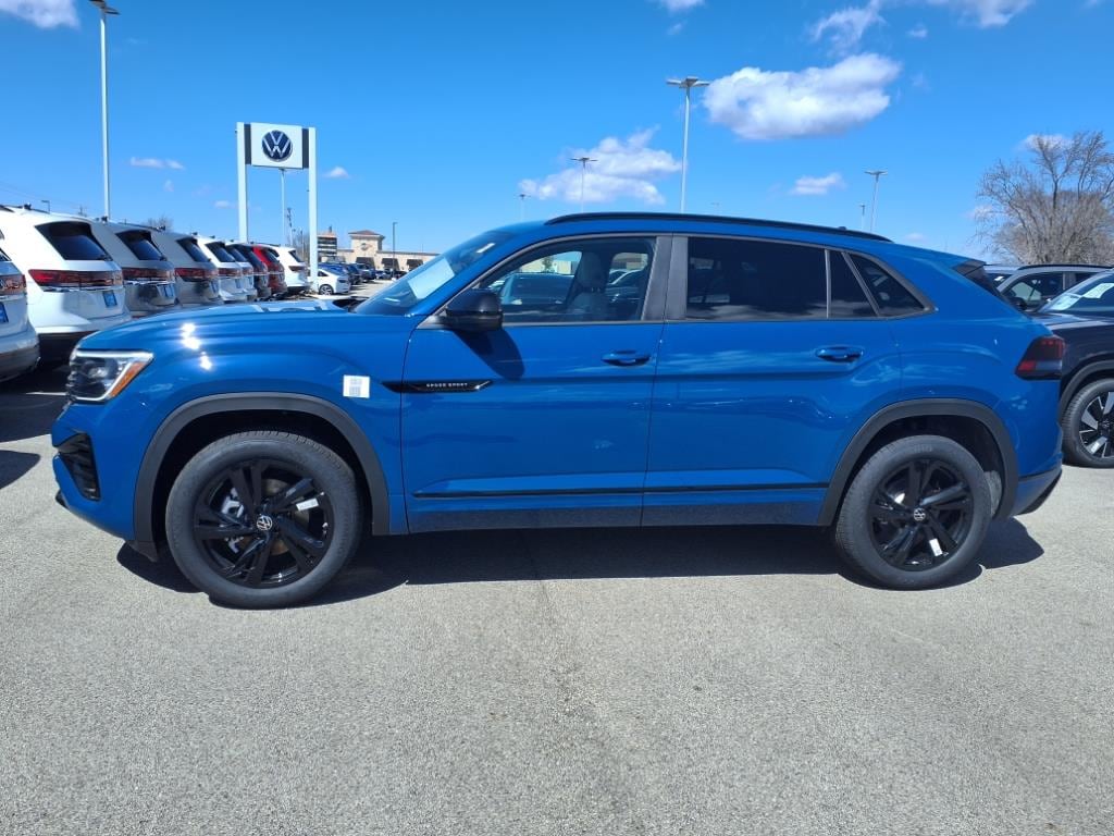 New 2025 Volkswagen Atlas Cross Sport 2.0T SEL R-Line Black SUV