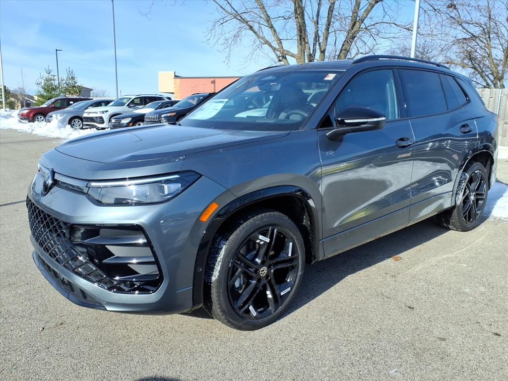 New 2026 Volkswagen Tiguan 2.0T SE R-Line Black SUV