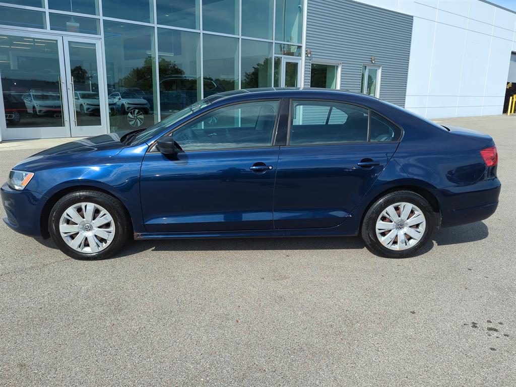 2011 Volkswagen Jetta 2.0 S photo 2