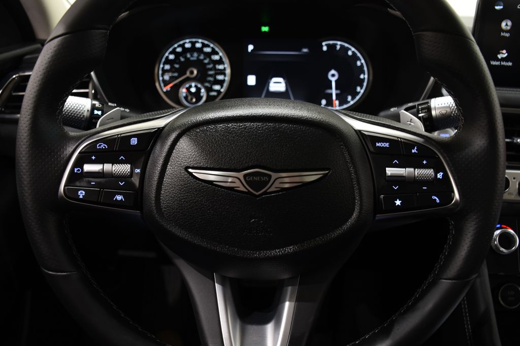 2026 GENESIS G70 Standard - Photo 11