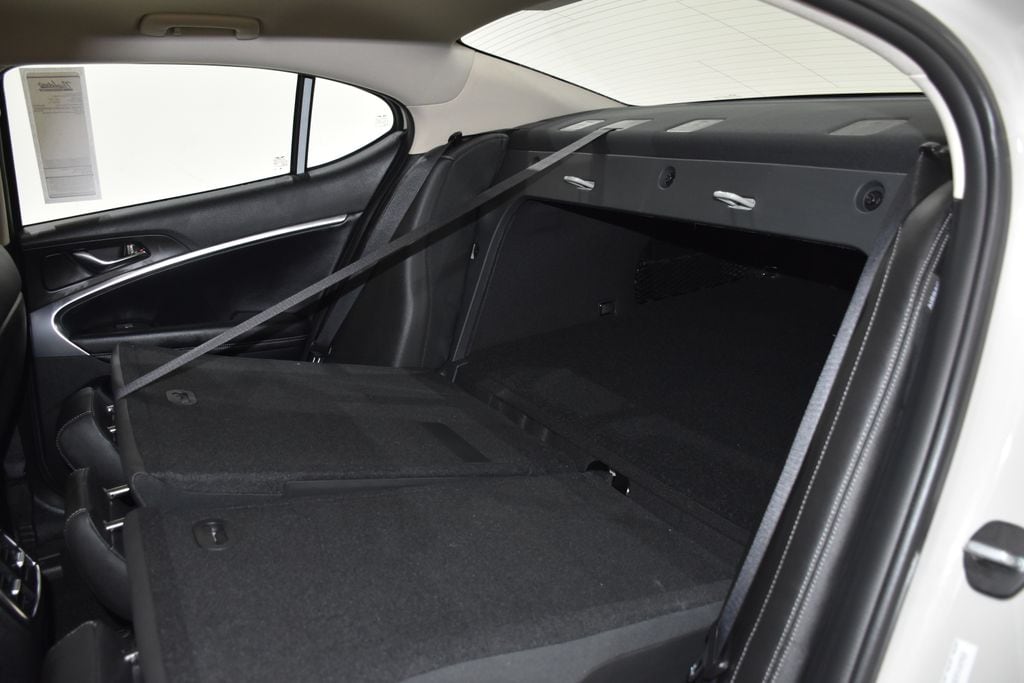 2026 GENESIS G70 Standard - Photo 26