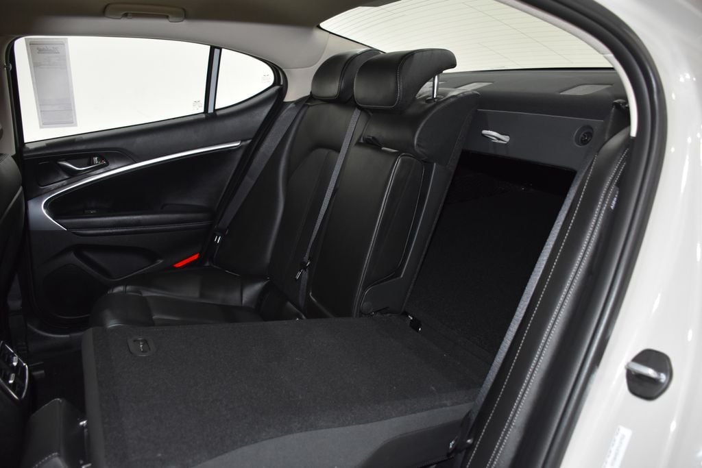 2026 GENESIS G70 Standard - Photo 25