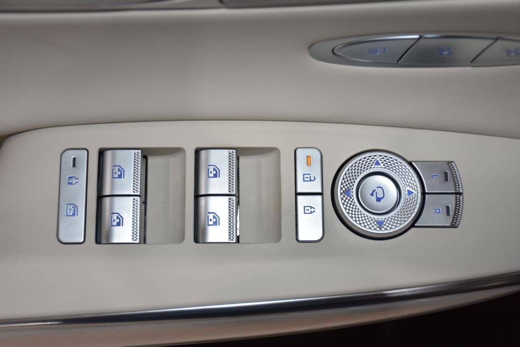 2026 GENESIS GV70 Advanced - Photo 19
