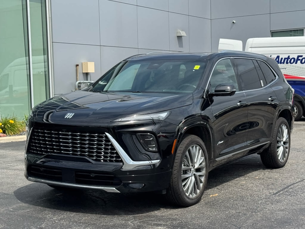 Used 2026 Buick Enclave Avenir