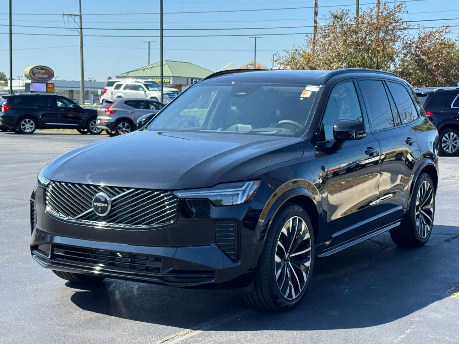 2026 Volvo XC90 AWD photo 4