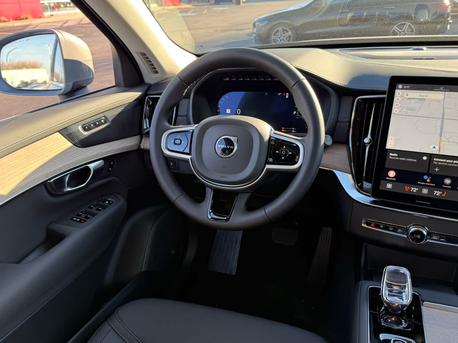 2026 Volvo XC90 Plus - Photo 28
