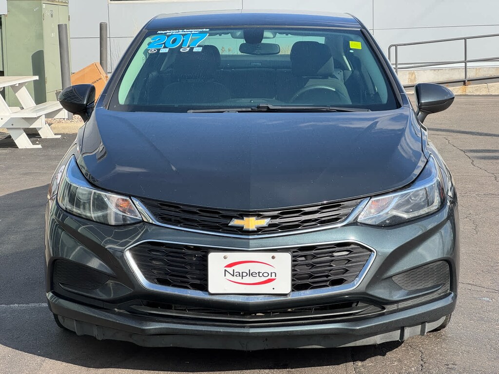 Used 2017 Chevrolet Cruze LT Sdn