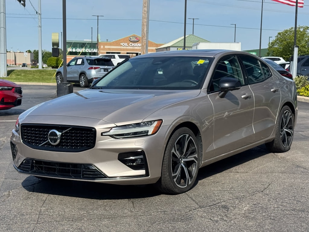 Used 2024 Volvo S60 Plus Dark Theme B5 FWD