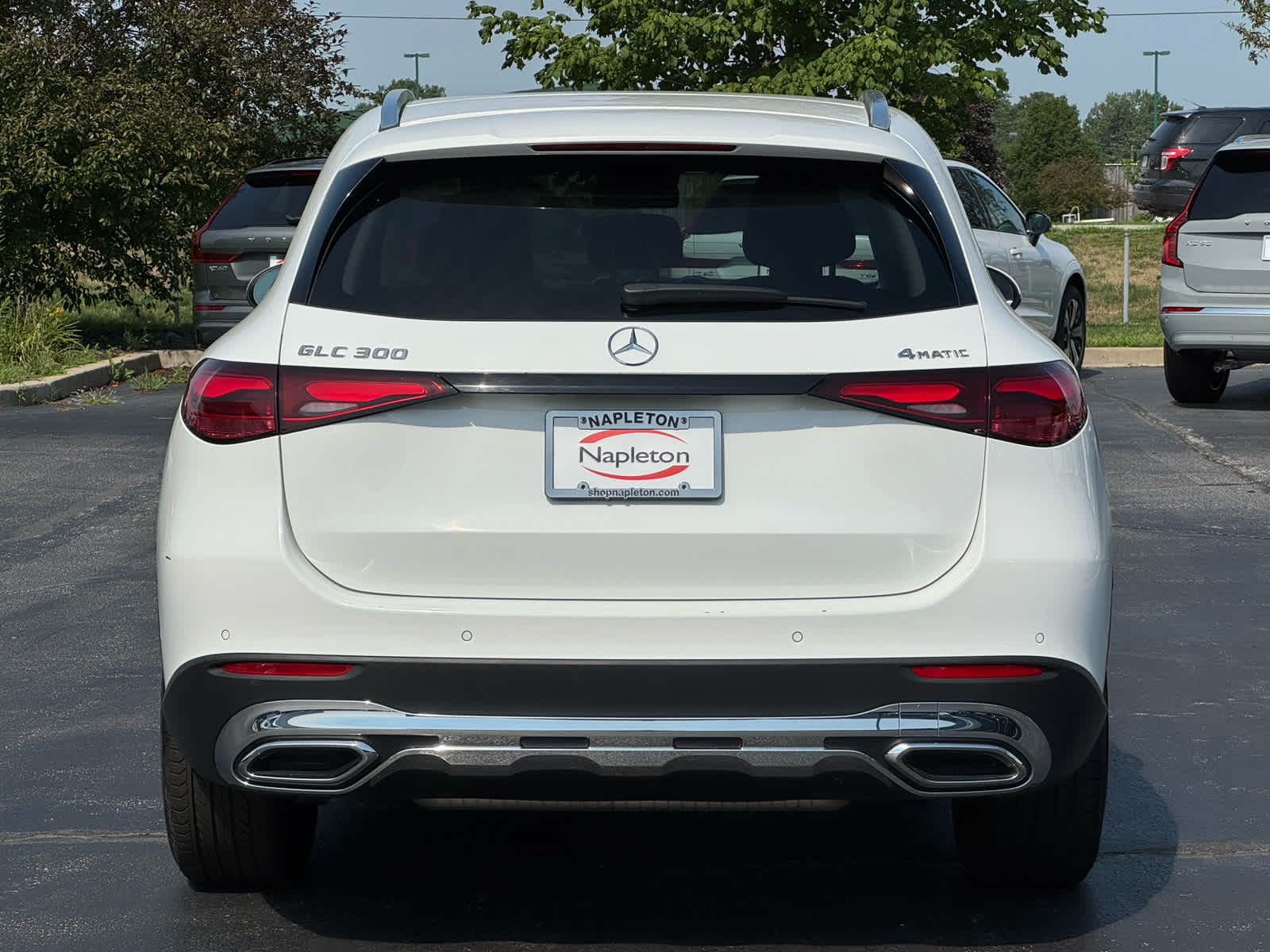 2024 Mercedes Benz GLC 300 4MATIC photo 4