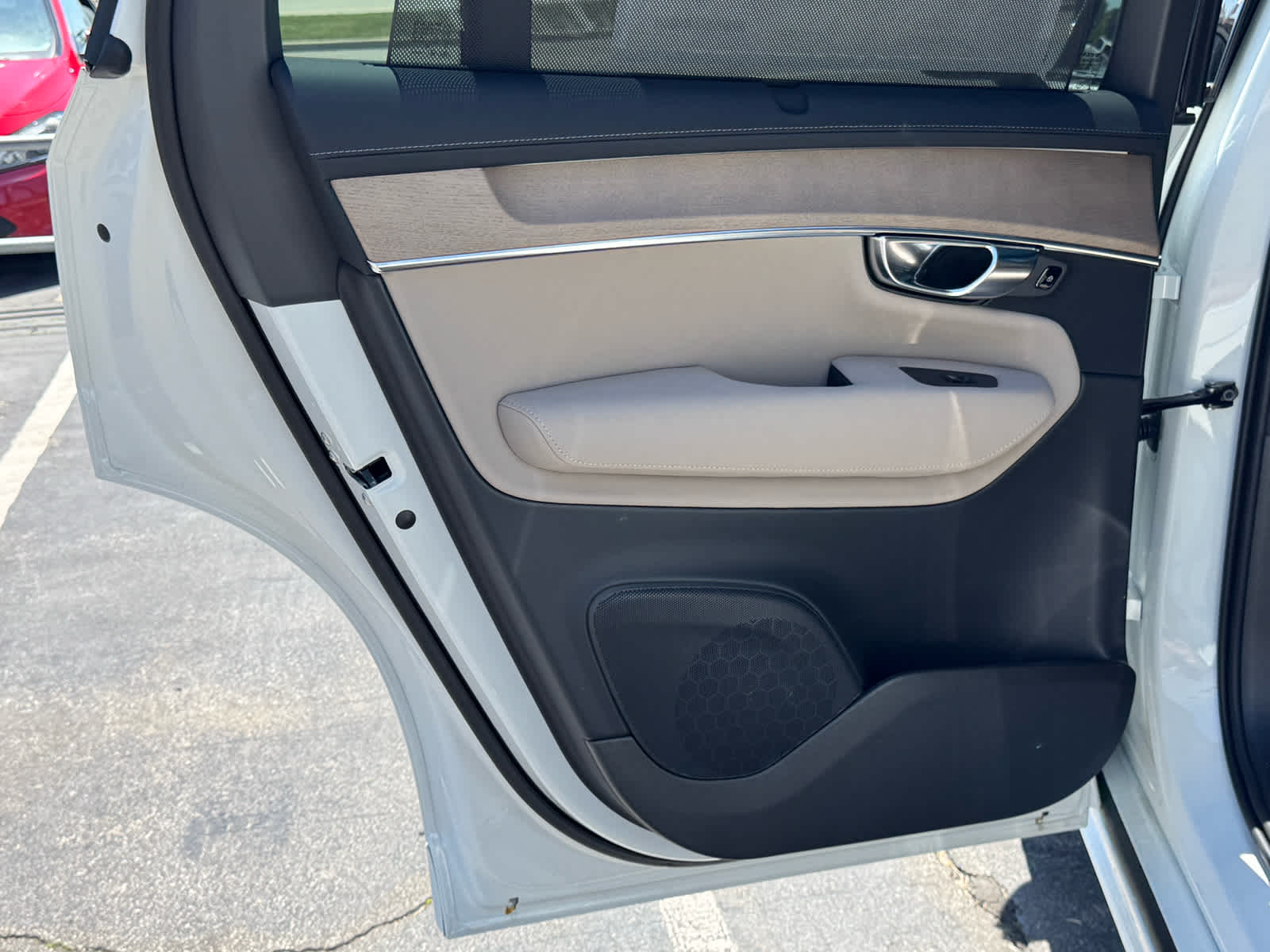 2026 Volvo XC90 Ultra - Photo 34
