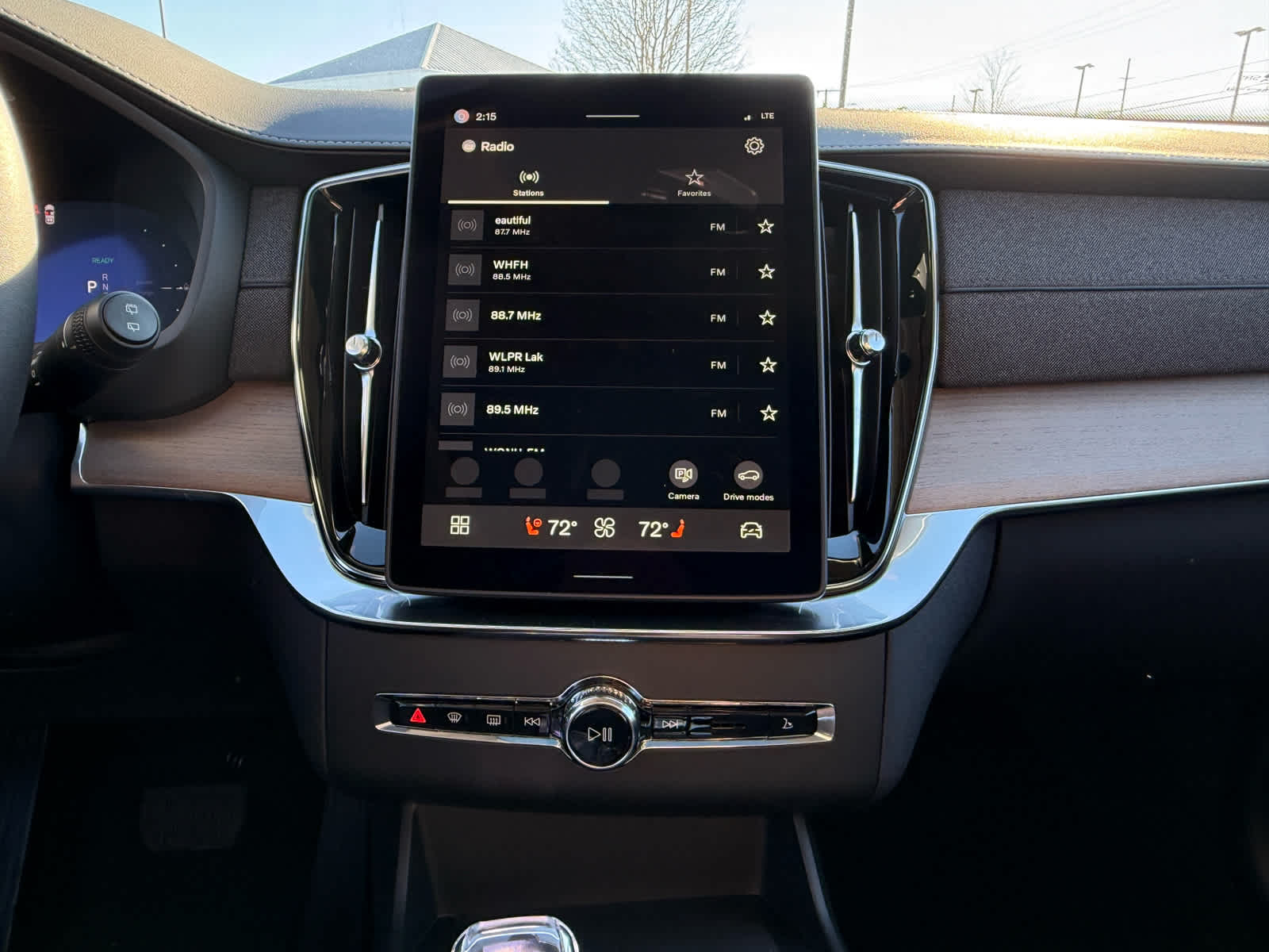 2026 Volvo XC90 Plus - Photo 17