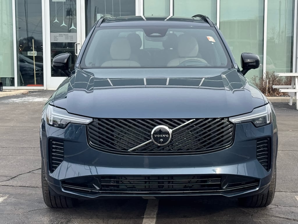 New 2026 Volvo XC90 B6 Ultra Dark Theme 6-Seater SUV