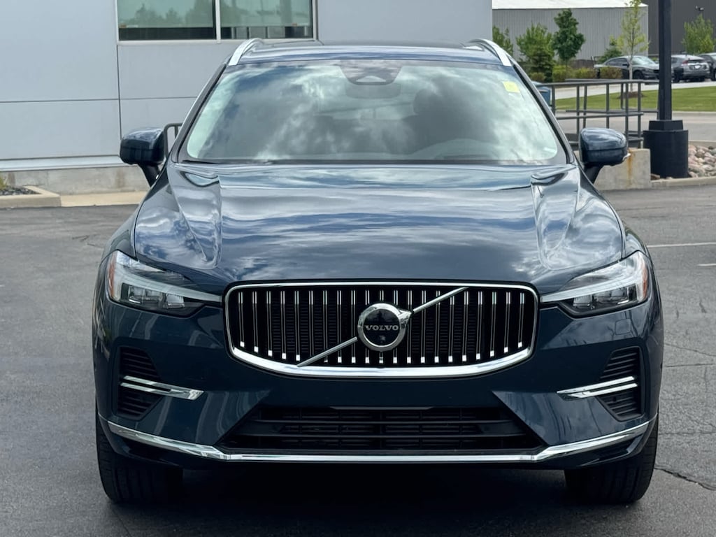 Used 2022 Volvo XC60 Recharge Plug-In Hybrid Inscription T8 eAWD PHEV
