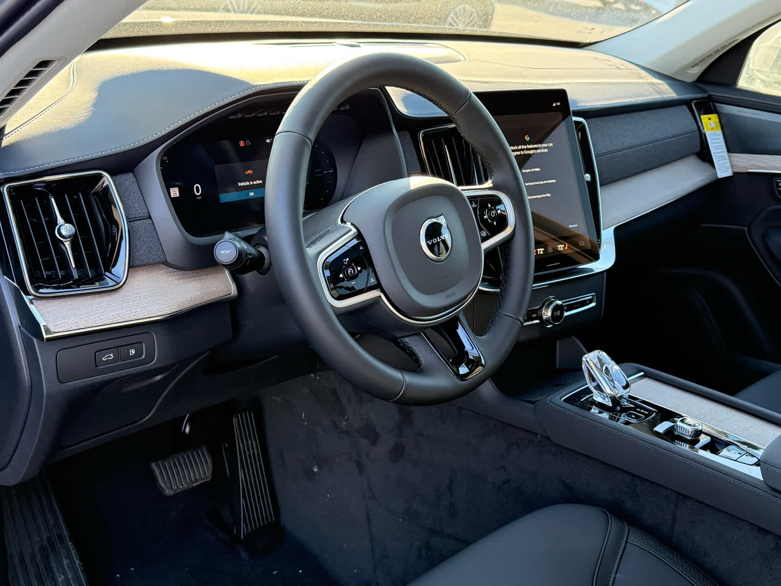 2026 Volvo XC90 Plus - Photo 12
