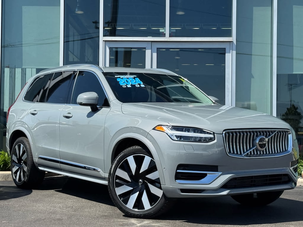 Used 2024 Volvo XC90 Recharge Plug-In Hybrid Ultimate T8 eAWD PHEV 6P