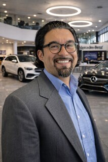Staff member Victor Perez from ID_9c3e0c