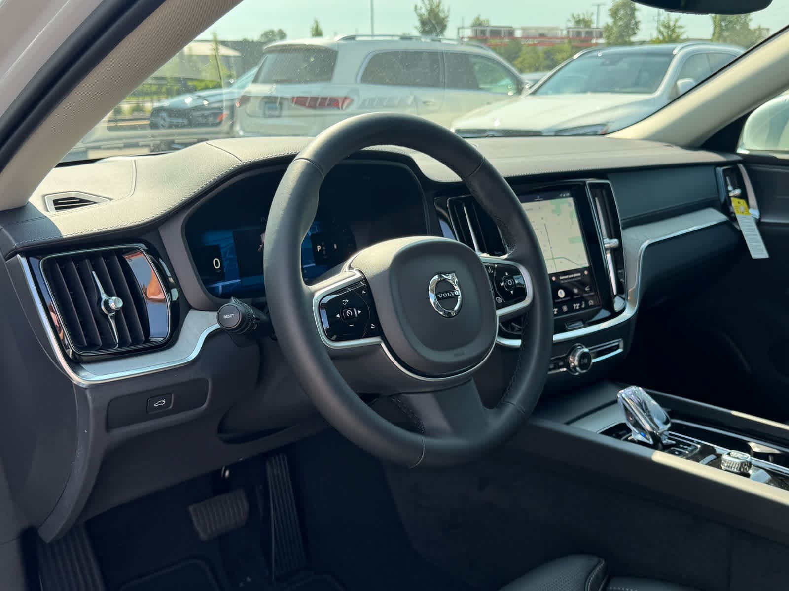 2026 Volvo V60 Cross Country Ultra - Photo 15