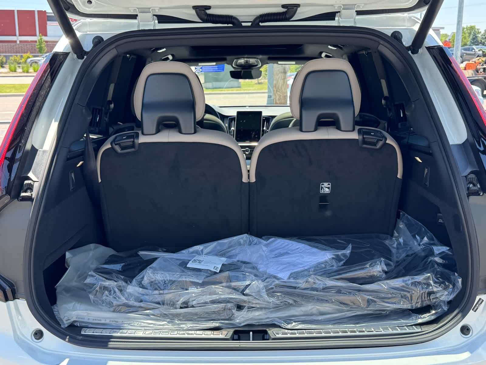 2026 Volvo XC90 Ultra - Photo 11