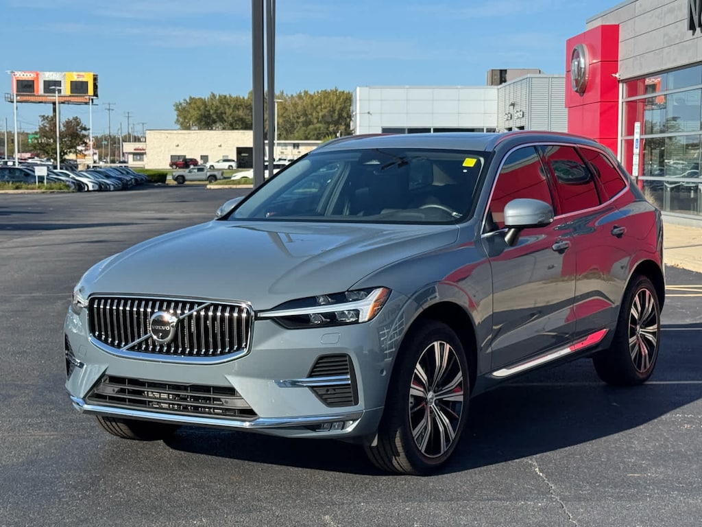 Used 2023 Volvo XC60 Plus Bright Theme B5 AWD