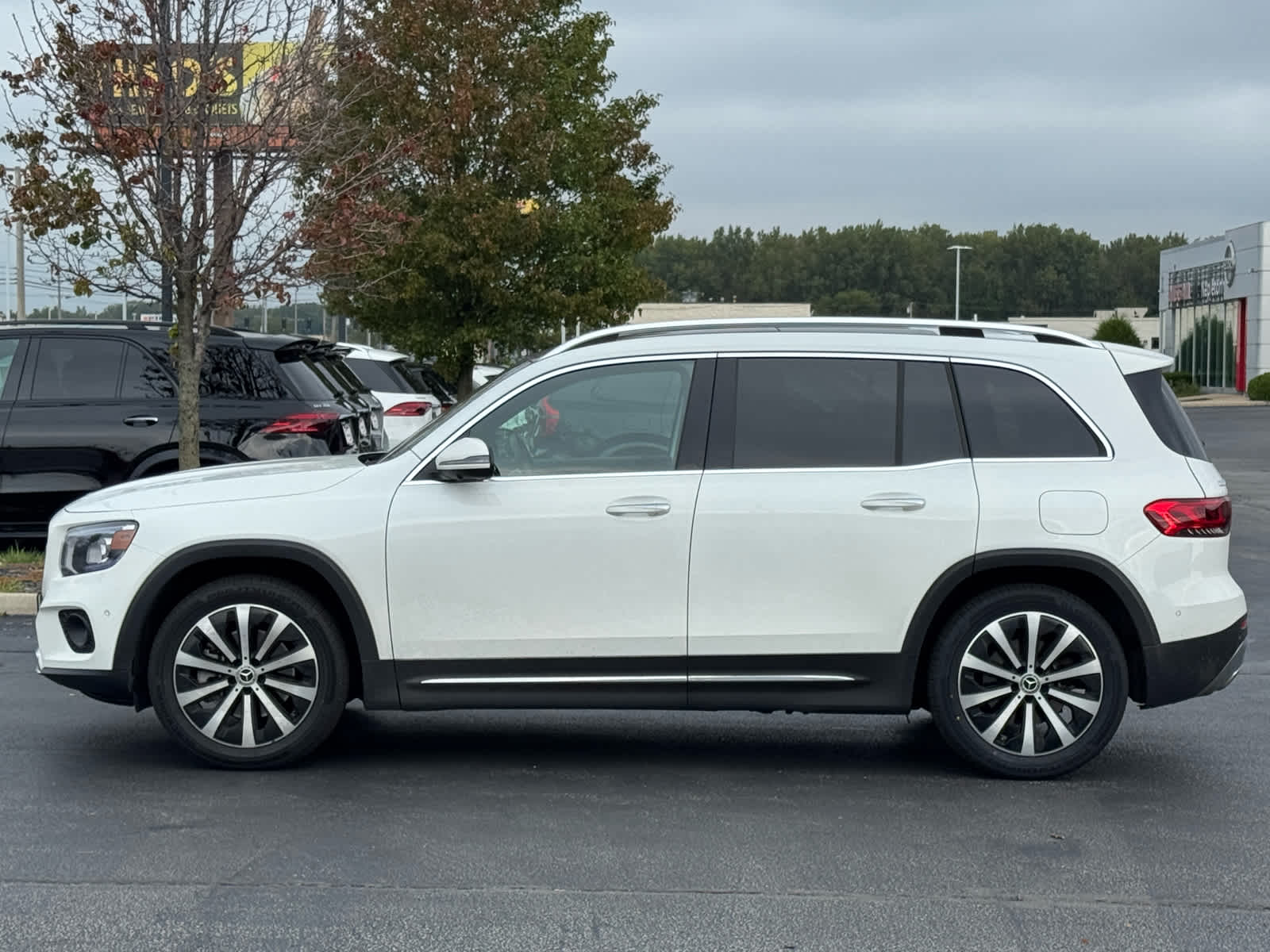 2021 Mercedes Benz GLB 250 4MATIC photo 3