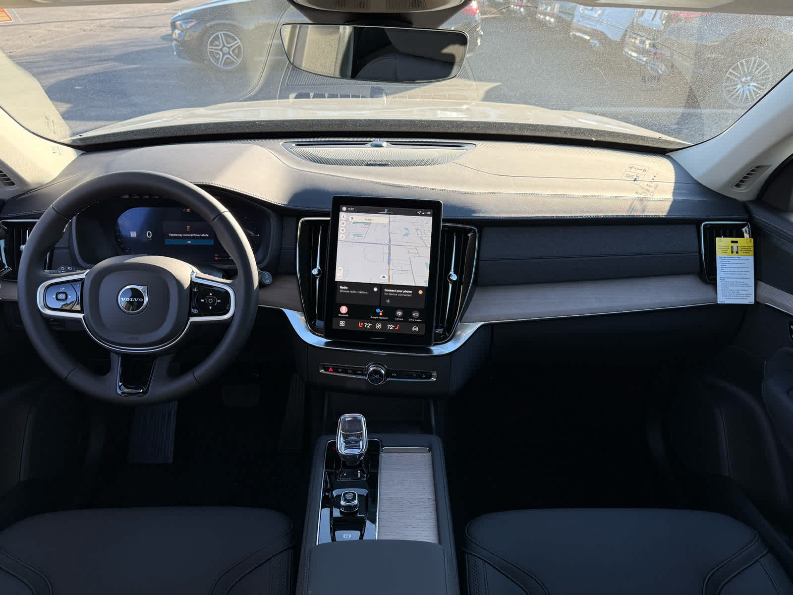 2026 Volvo XC90 Plus - Photo 29