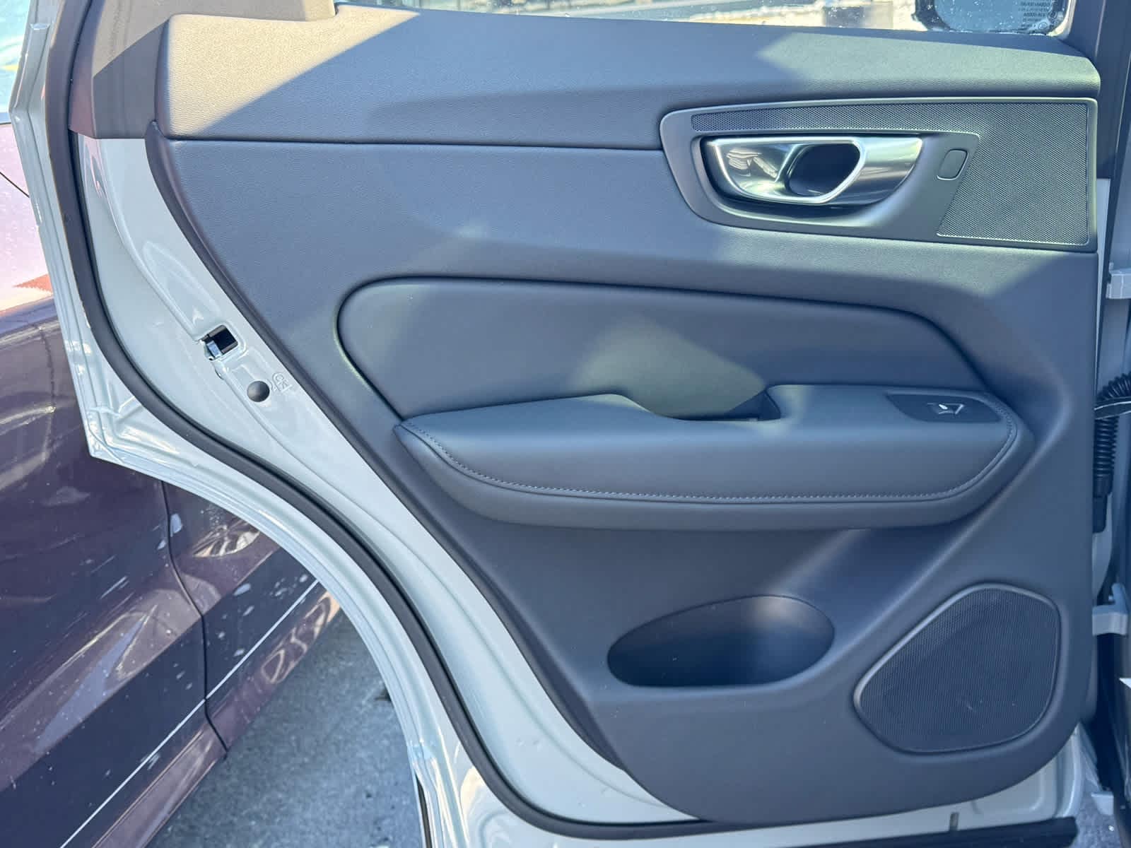 2026 Volvo XC60 Plus - Photo 33