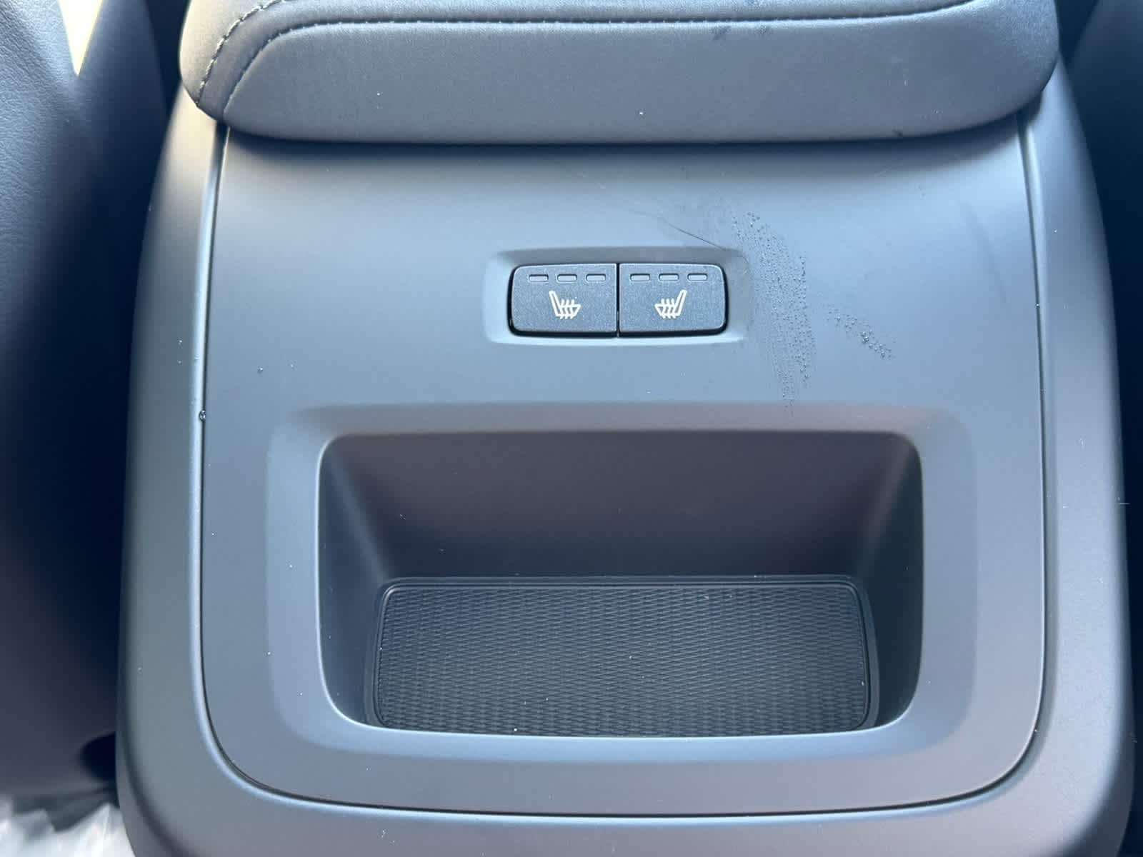 2026 Volvo XC60 Plus - Photo 34