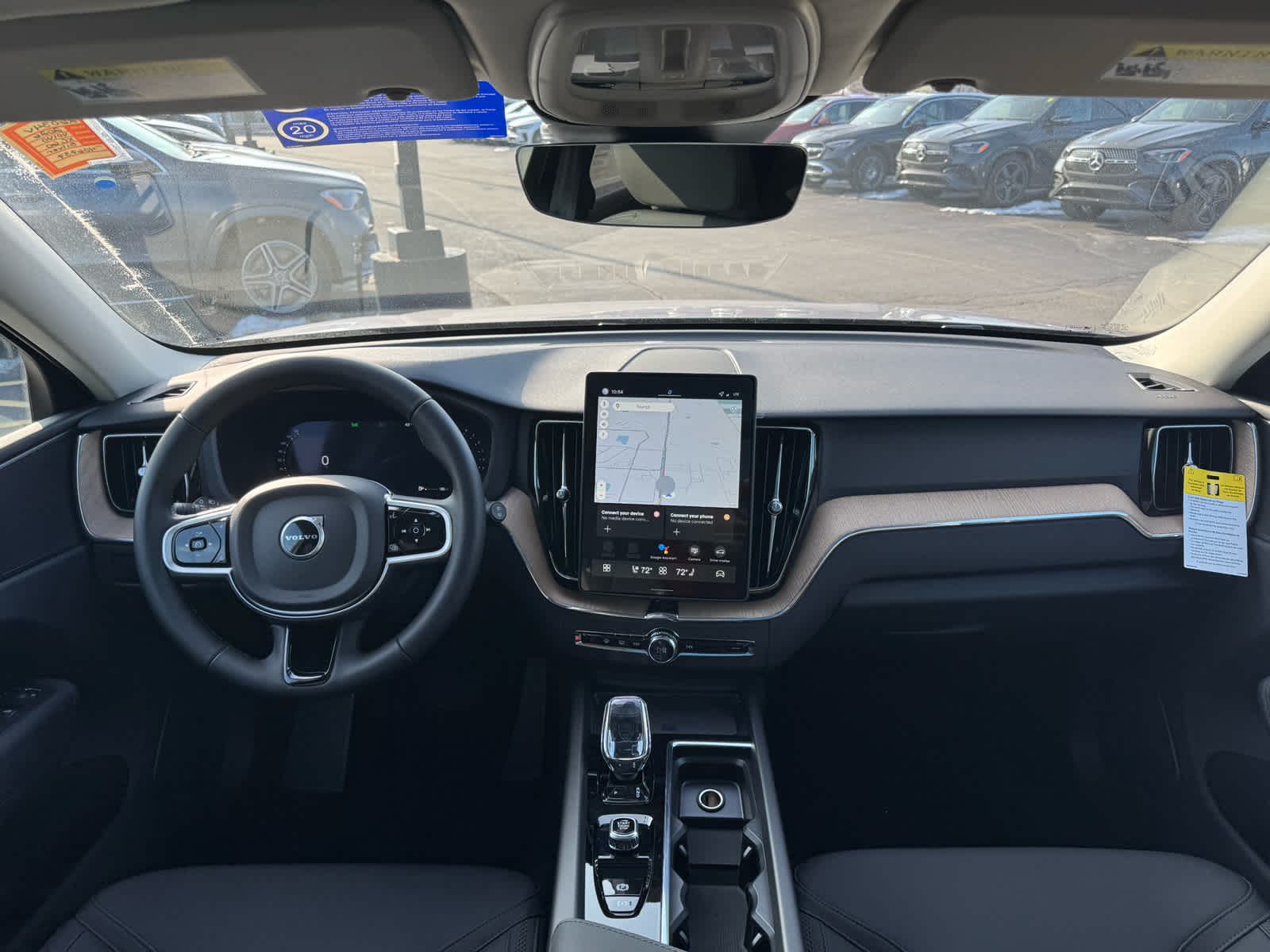 2026 Volvo XC60 Plus - Photo 35