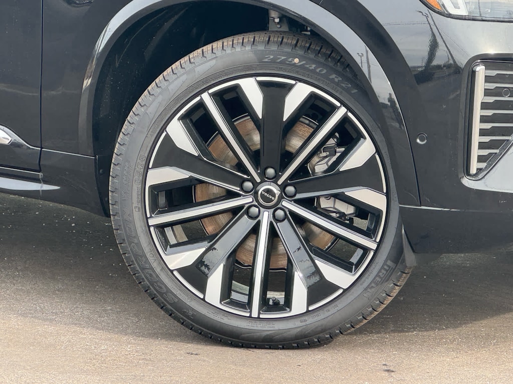 New 2026 Volvo XC90 plug-in hybrid T8 Plus 6-Seater SUV