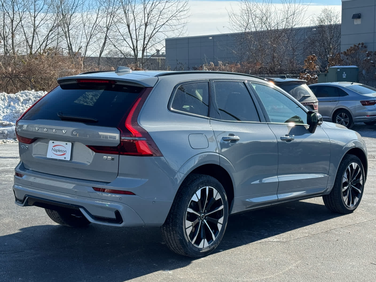 2026 Volvo XC60 Plus - Photo 6