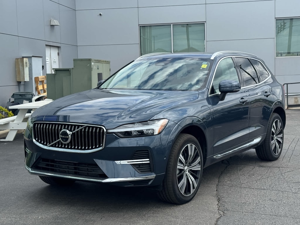 Used 2022 Volvo XC60 Recharge Plug-In Hybrid Inscription T8 eAWD PHEV