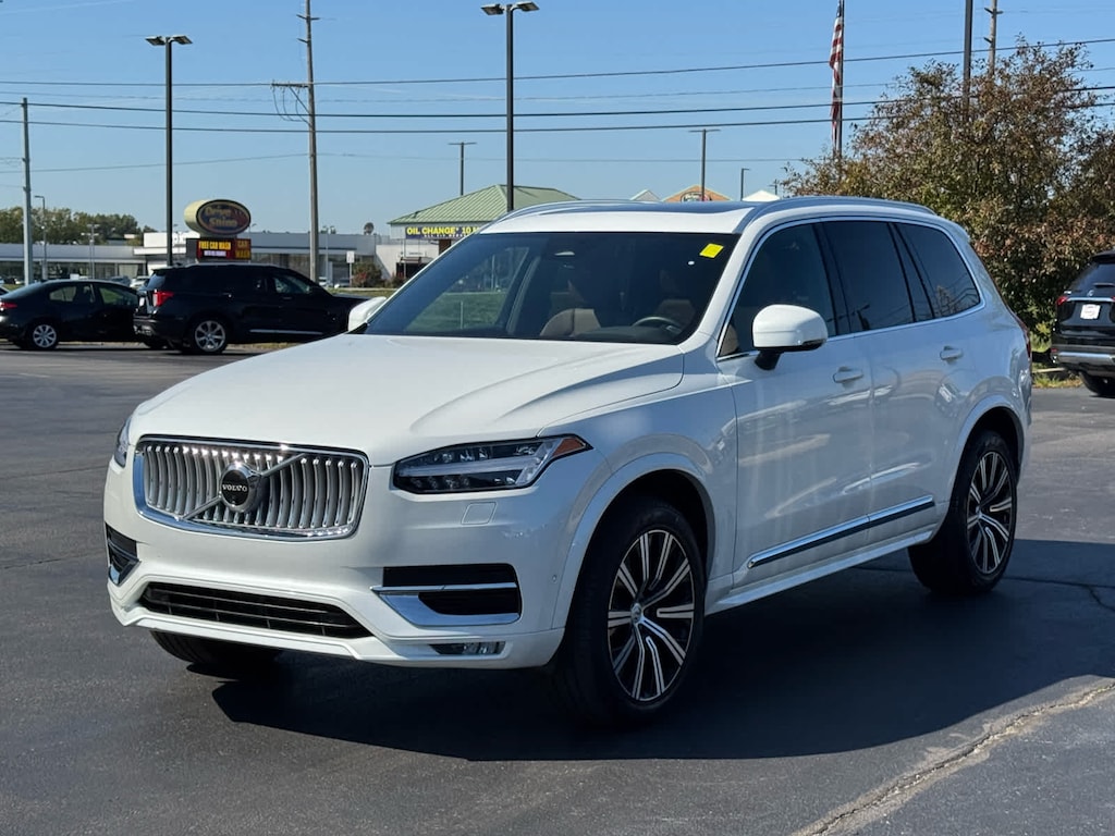 Used 2024 Volvo XC90 Plus Bright Theme B6 AWD 7P