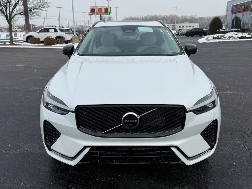 New 2026 Volvo XC60 B5 Ultra SUV