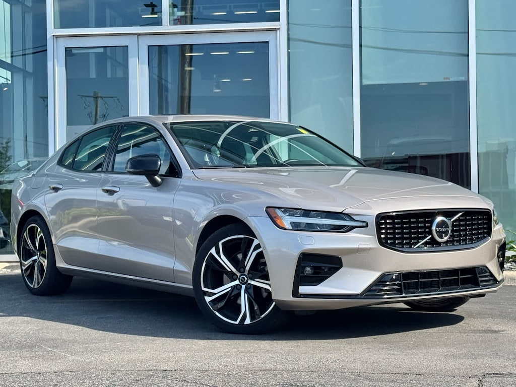 Used 2024 Volvo S60 Plus Dark Theme B5 FWD