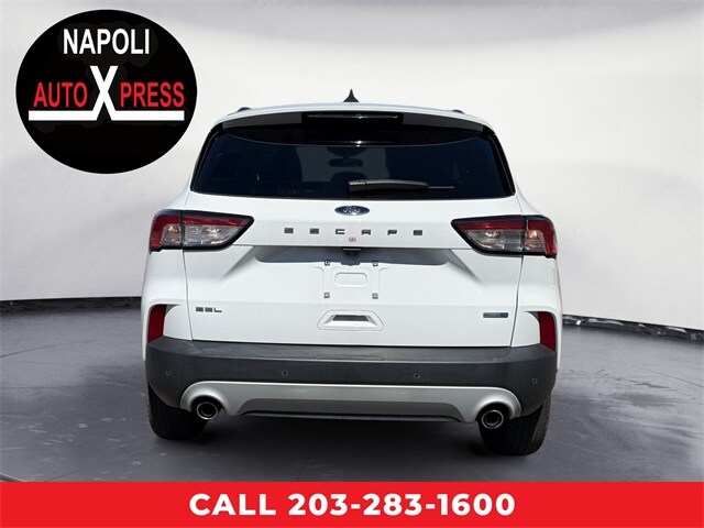 2020 Ford Escape SEL photo 3