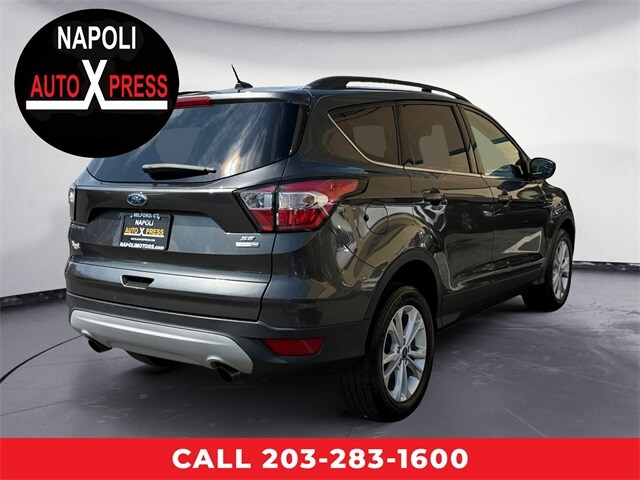 2018 Ford Escape SE photo 2