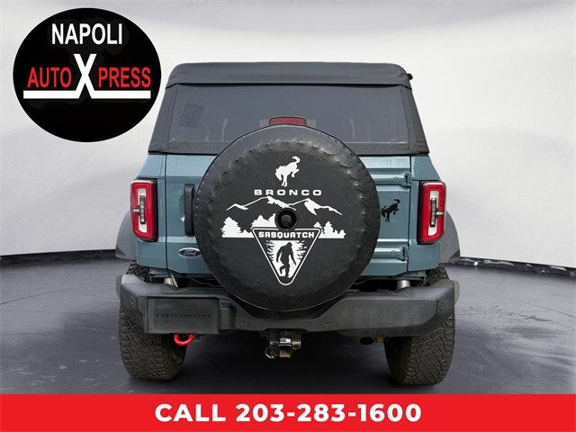 2022 Ford Bronco Outer Banks photo 4