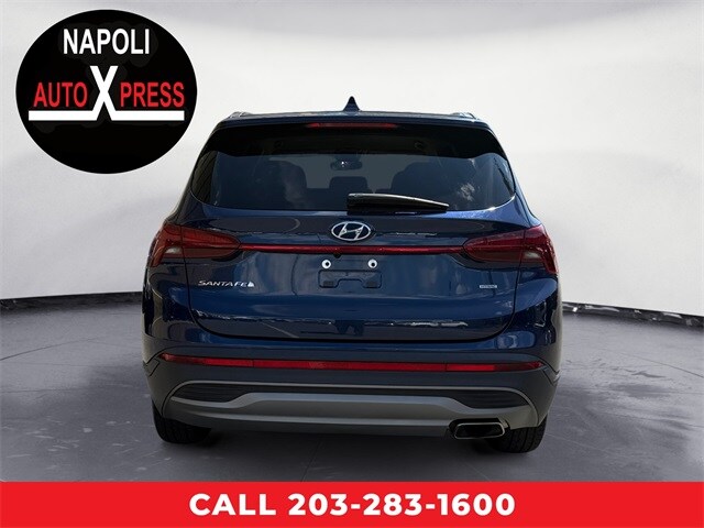 2022 Hyundai Santa Fe SE photo 4