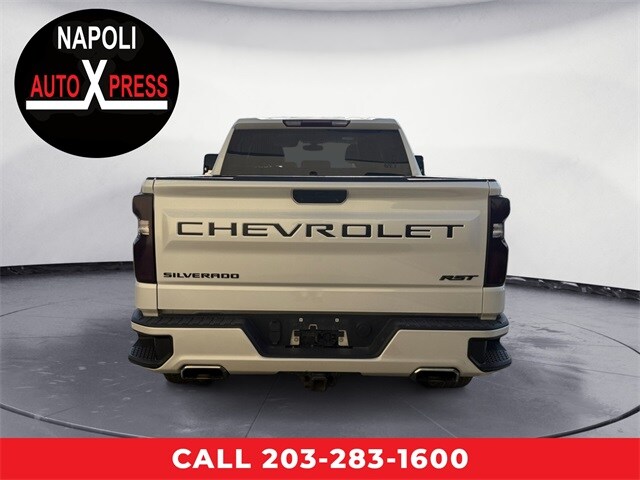 2021 Chevrolet Silverado 1500 RST photo 2
