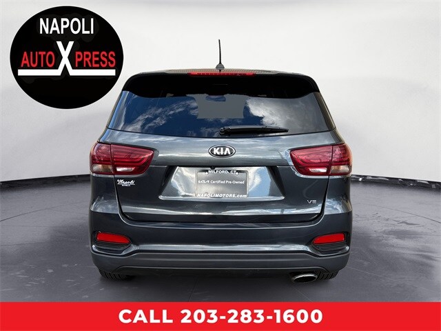 2020 Kia Sorento LX photo 4