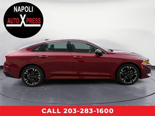 2024 Kia K5 GT-Line photo 2