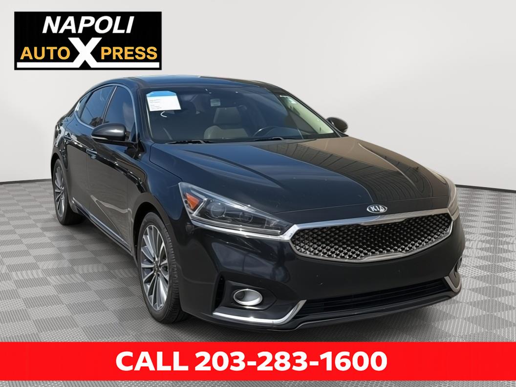 2018 Kia Cadenza Limited's photo