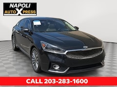2018 Kia Cadenza Premium Sedan