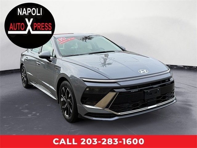 2025 Hyundai Sonata SEL's photo