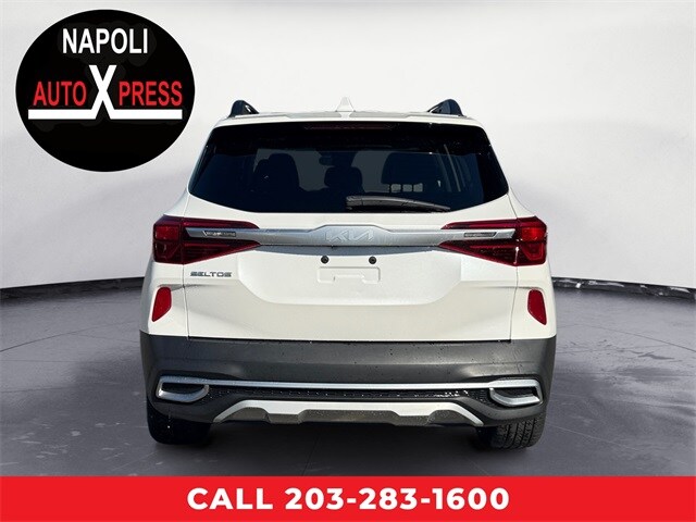 2022 Kia Seltos Nightfall Edition photo 4