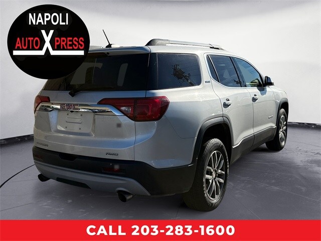 2019 Gmc Acadia SLE photo 3