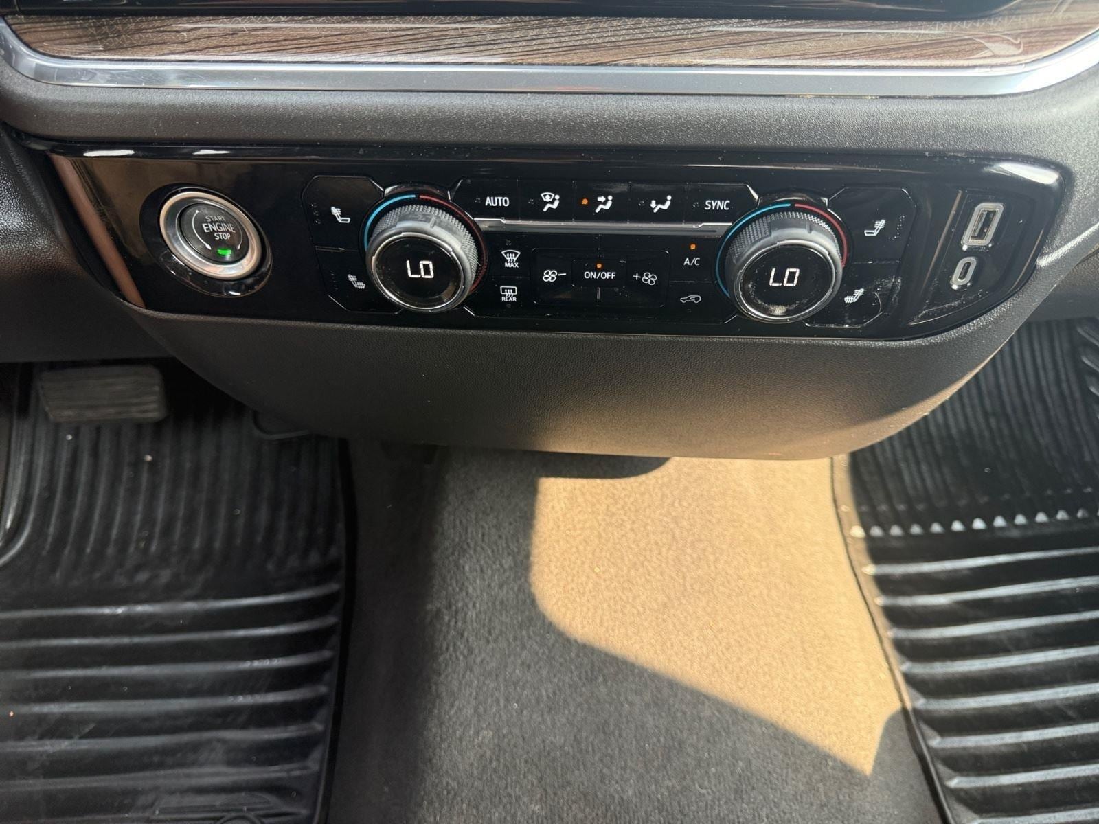 2024 Chevrolet Silverado 1500 RST - Photo 17