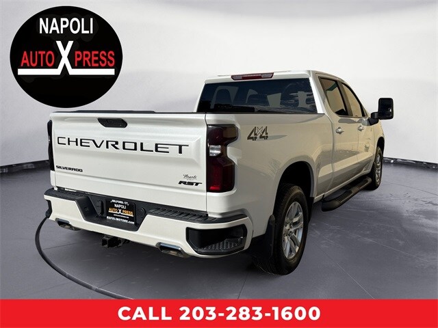 2021 Chevrolet Silverado 1500 RST photo 3