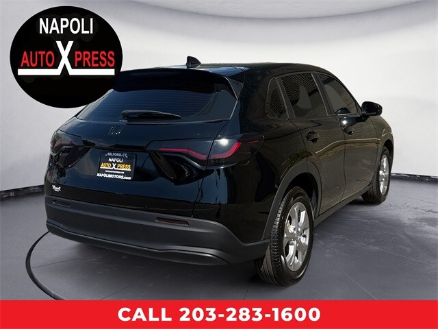 2023 Honda HR-V LX photo 3