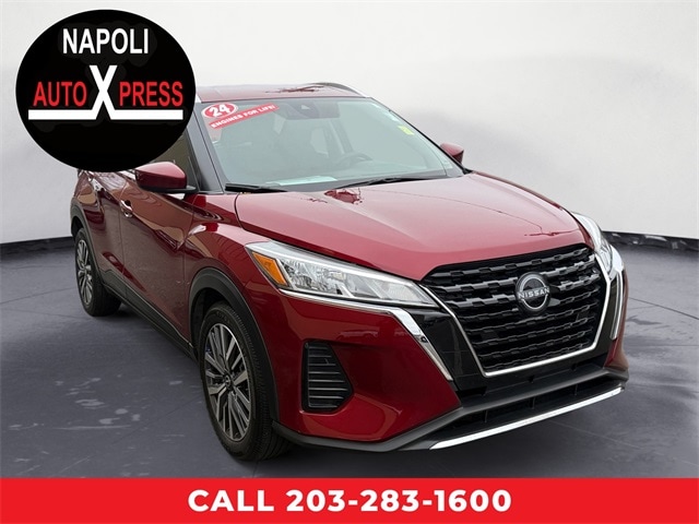 2024 Nissan Kicks SV's photo